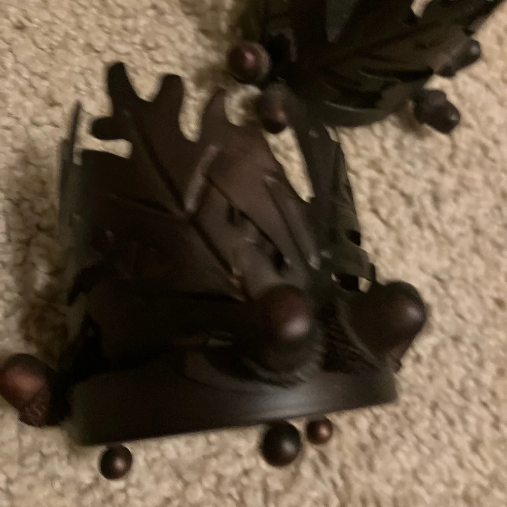 Set of Two Bronze Leaf Design Candle Holders - Autumn - Fall
